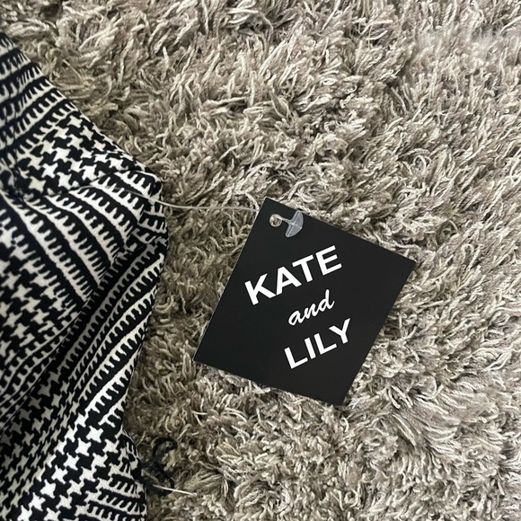 Jumpsuit - Picture 3 of 3